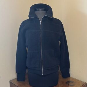 Vineyard Vines women’s Sherpa full zip bomber jacket, black, small